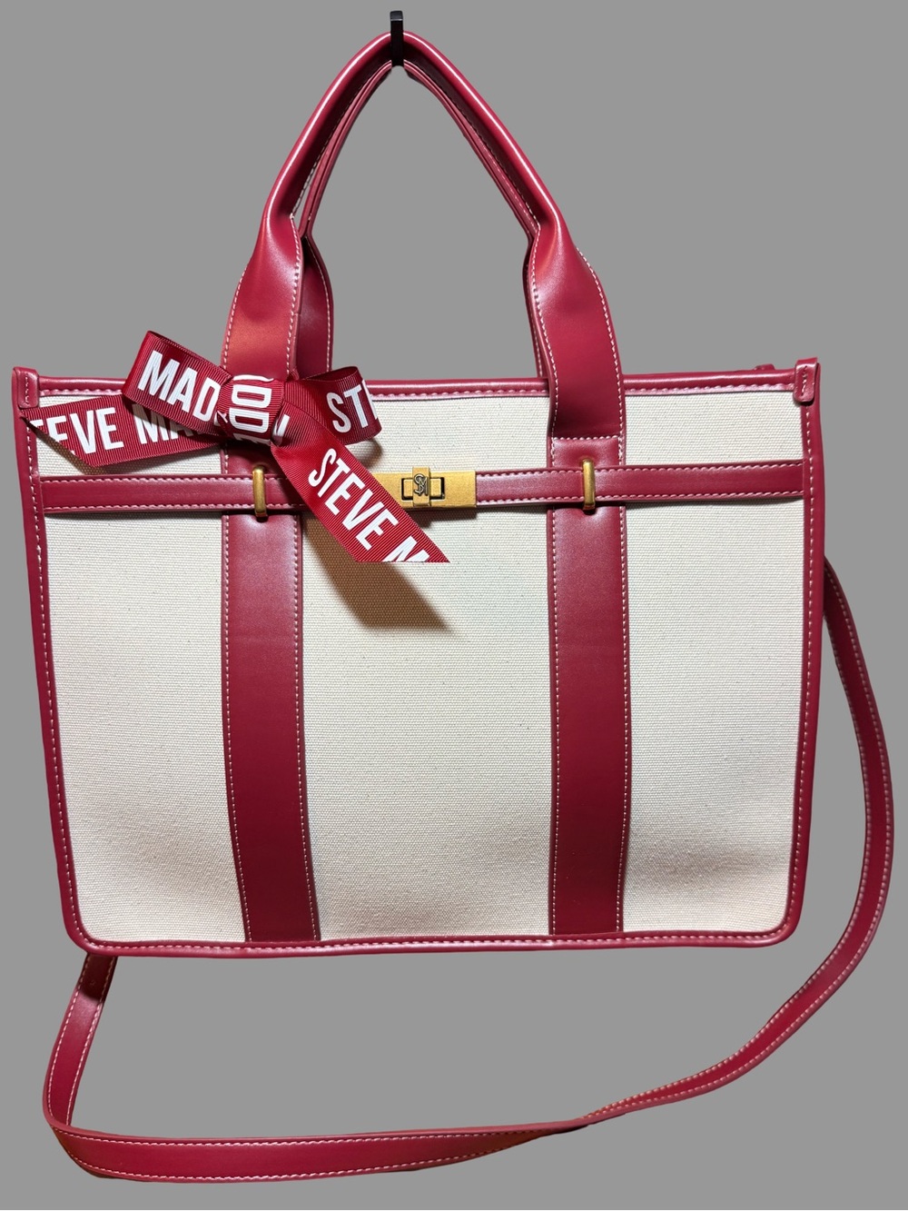 ✨NWT Steve Madden BOAT Large Canvas Tote Shoulder Bag Turnlock BerryRed